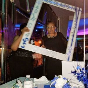 Meet your Posher, Sharon